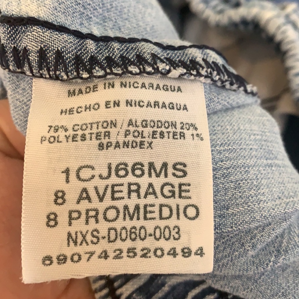 Vintage Chic | Mom Jeans | Size 8 - Picture 5 of 5